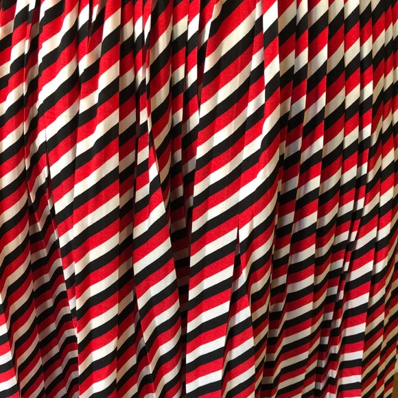 Ultra Flirt Knife Pleat Midi Skirt - S - Picture 3 of 4